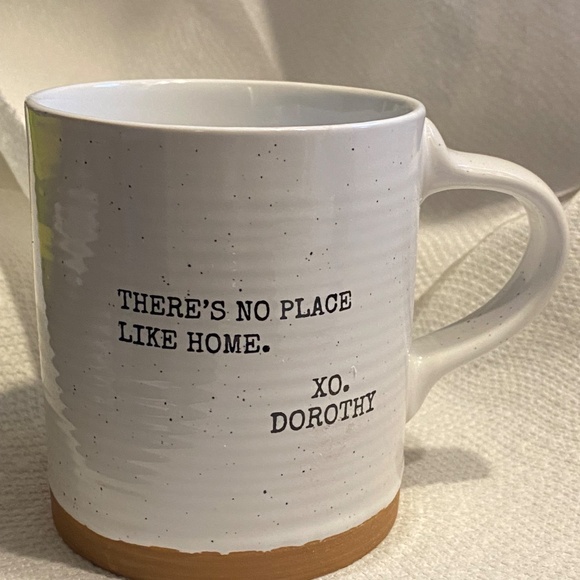There’s no place like home xo Dorothy mug - Picture 3 of 11